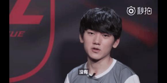 相比之下